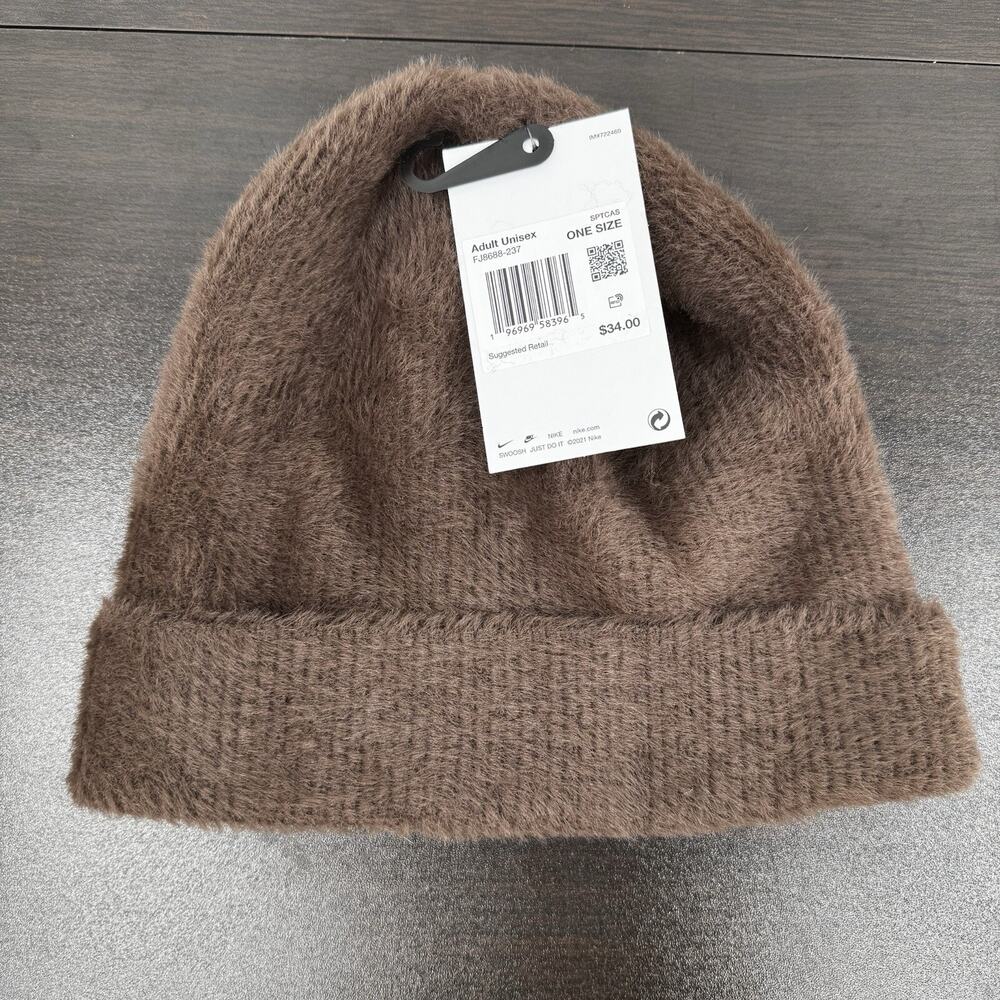 Nike Womens Peak Beanie Baroque Brown Fuzzy Sock Hat Cap OSFM NWT - Picture 2 of 9